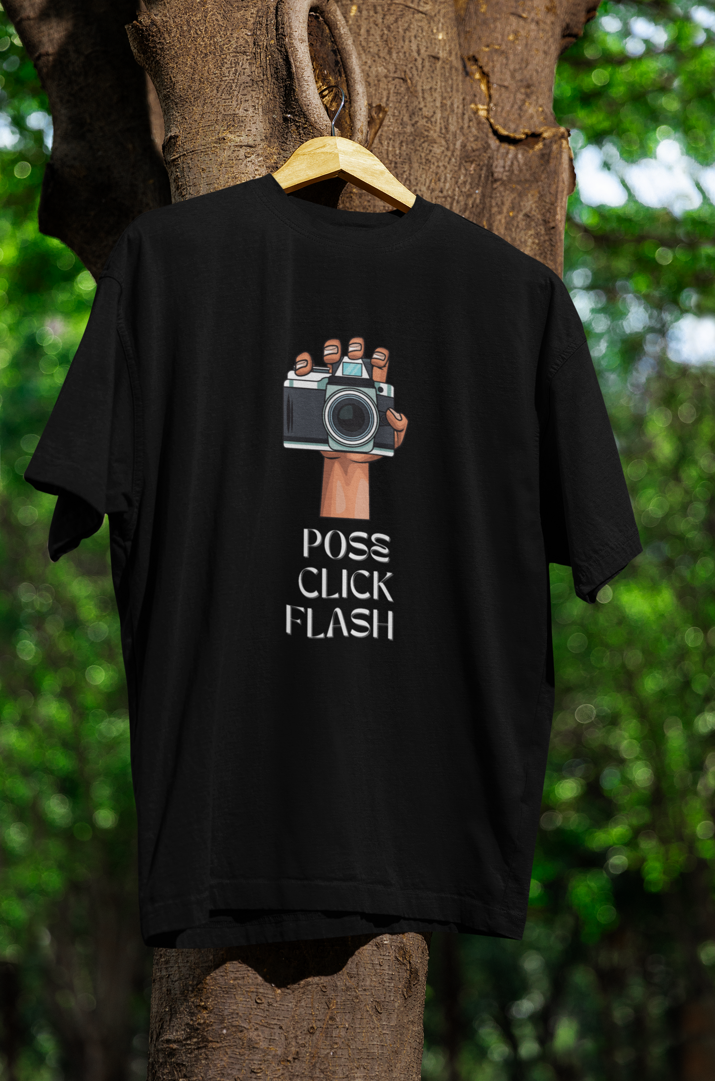 Pose the Flash – Strike a Pose, Shine Bright 💡📸