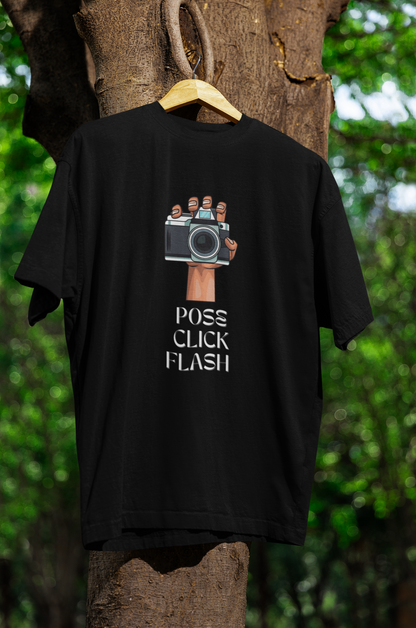 Pose the Flash – Strike a Pose, Shine Bright 💡📸